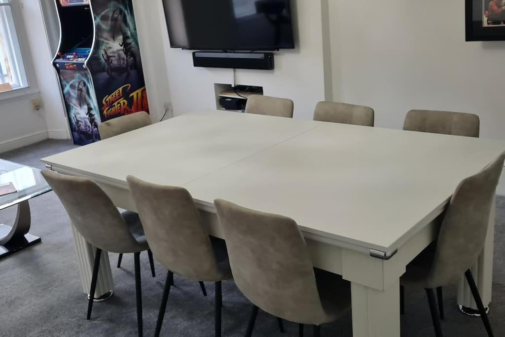 Large 4 Bed Apartman EDI Kültér fotó